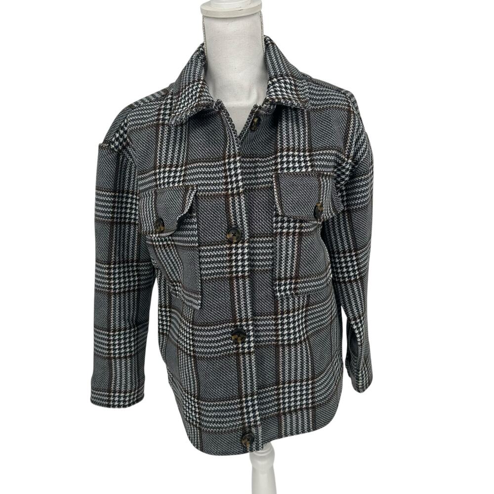 NWOT Black Tape_ White Blue Gray Plaid Trendy Button Front Jacket Sz Medium